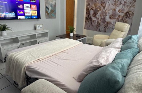 Eagle Pass Apartment | Eagle Stay 13
