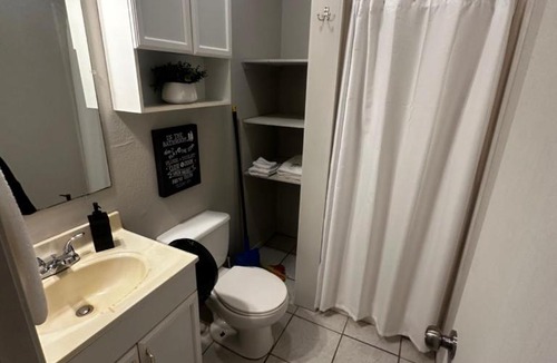 Eagle Pass Apartment | Eagle Stay Dainty Studio