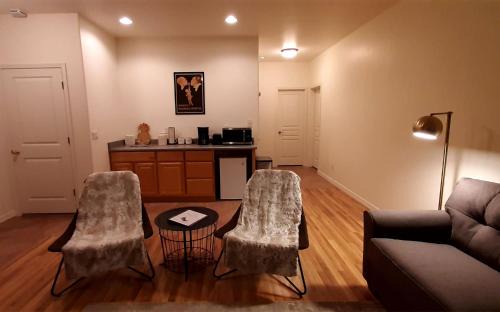 Prescott House | Eagle View Haven