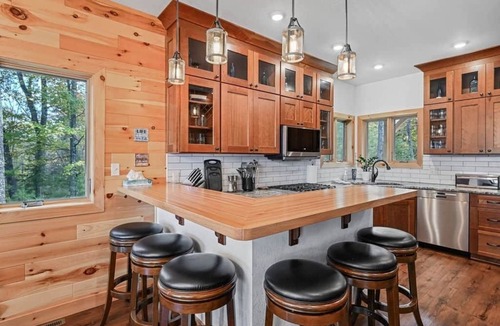 St Germain House | Eagles Bluff - 3 Br Lakefront Cabin on 20 acres