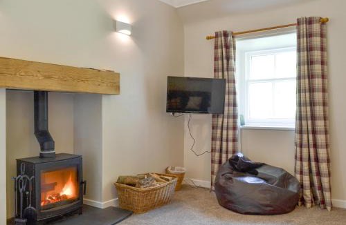Banff House | Eagles Gate Lodge