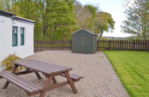 Banff House | Eagles Gate Lodge