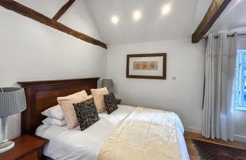 Guildford House | Eagles Nest