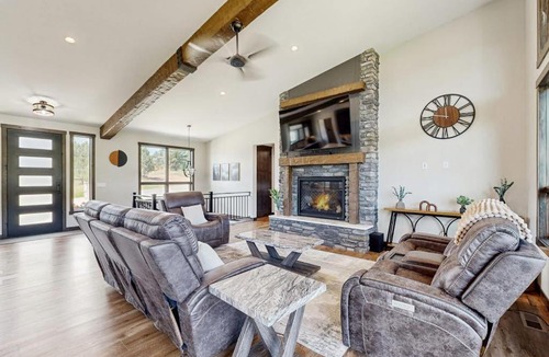 Sturgis House | Eagles Nest on 17