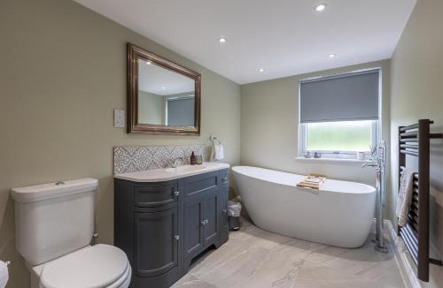 Pickering House | Eagles Peak