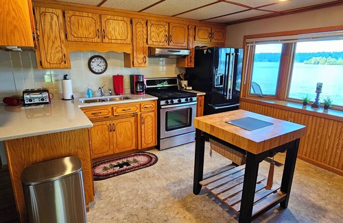 Cushing Cabin | Early booking discountnBooking for winter & summer 2026. Sleeps 12- 4 bed 2 bath