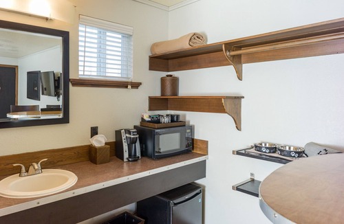 Friday Harbor Hotel | Earthbox Inn & Spa