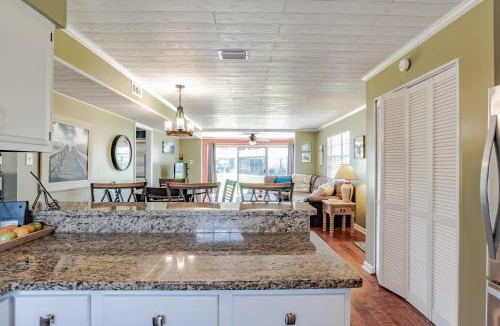 Dauphin Island House | East End Beach Side Bungalow
