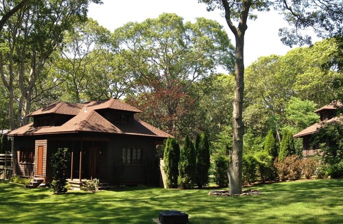 Village of East Hampton House | East Hampton Village, Georgica Historical Traditional Home