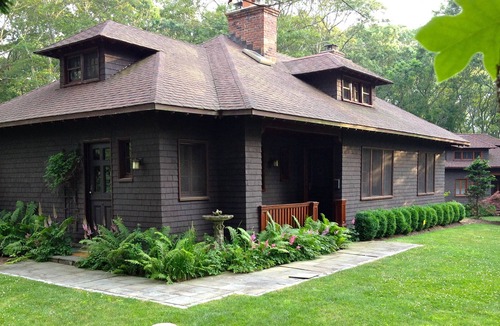 Village of East Hampton House | East Hampton Village, Georgica Historical Traditional Home