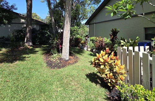 Quail Forest Villa | East Lake Woodlands Villa EZ Living! 1 Level Fresh & Handicap Accessible.
