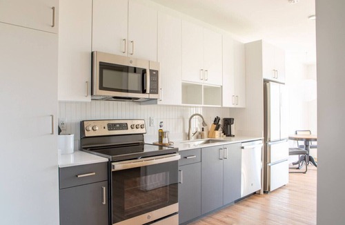 Yankee Hill Apartment | East Side 1BR Apt with Balcony, Pool, and Gym