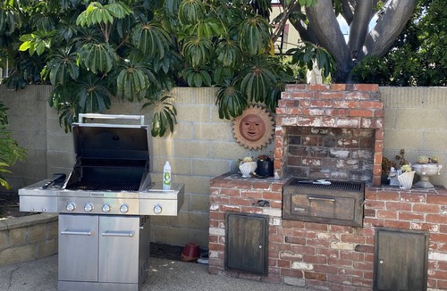 East Side Costa Mesa House | East side costa mesa House with a pool 3.5 miles from the beach