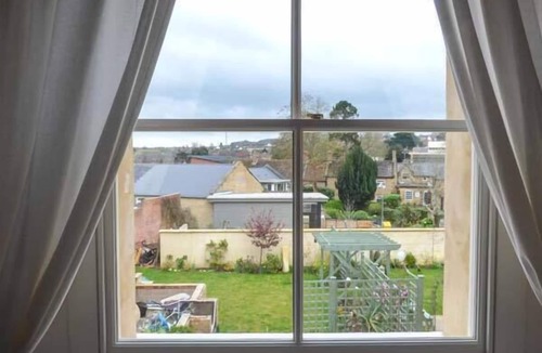 Crewkerne Cottage | EAST WING, pet friendly, character holiday cottage in Crewkerne