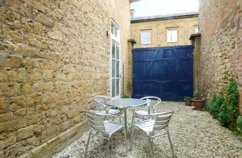 Crewkerne Cottage | EAST WING, pet friendly, character holiday cottage in Crewkerne