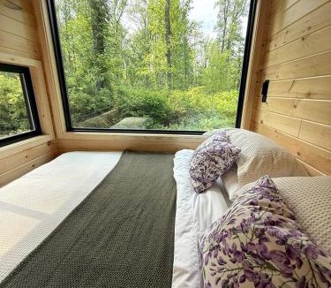 Quakertown House | Eastern Redbud: Escape to a Cozy Woodland Tiny Home and a Peaceful Forest Retreat Perfect for Two in Pennsylvania