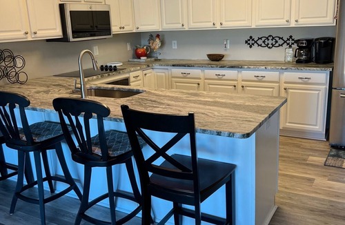 La Follette Condo | Eastern Sunrise Lower Deck