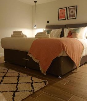Leyburn House | Eastfield Lodge