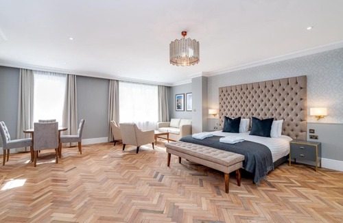 Wokingham Hotel | Easthampstead Park