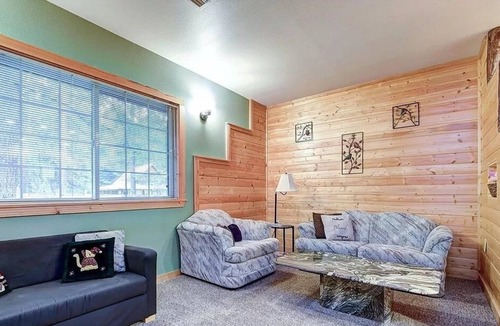 Easton House | Easton Pines Retreat - Guest House