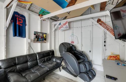 Elizabeth Apartment | Easy Access to NYC & Newark Airport! Apt w/Pool