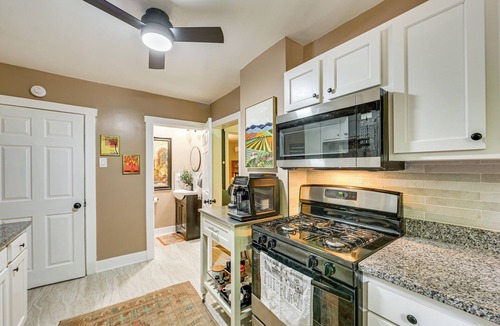 Wilkinsburg House | Easy Access to Pittsburgh: Urban Retreat w/Deck