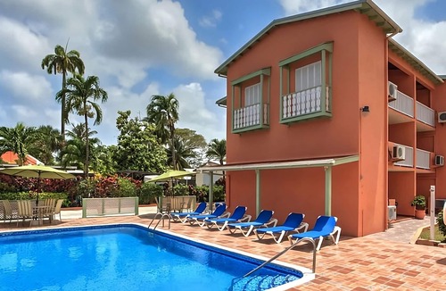 Rendezvous Apartment | Easy Beach Access from Your Cozy and Well-Maintained Room | 2 Units w/Balcony