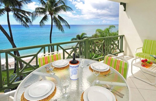 Worthing Apartment | Easy-Going Beachfront Apartment with Pool - Leith Court 11
