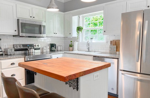 Richmond Hill House | Easy I-95 Access, BBQ, Near Ft Stewart, Outlets