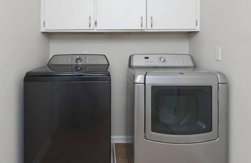 Prosperity House | Easy Lake Living - Sleeps 8