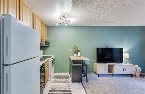 Red River Apartment | Easy Red River Ski Access! Outdoor Adventure Condo