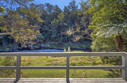 Darkwood Cabin | Easy Street Retreat - Cumquat Cabin