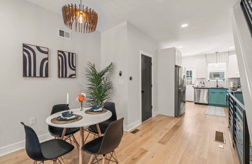 South Philadelphia House | Easy Walk 2 Stadiums- Kid Friendly | Game Room