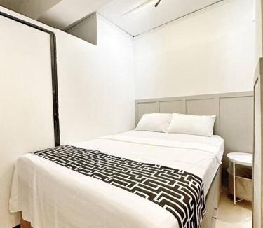 Manoc-Manoc Apartment | Easy White Beach Access, with Kitchen, Dining and Living Room, Perfect for Groups and Family