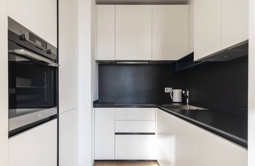 San Babila Apartment | easyhomes - Central Tower