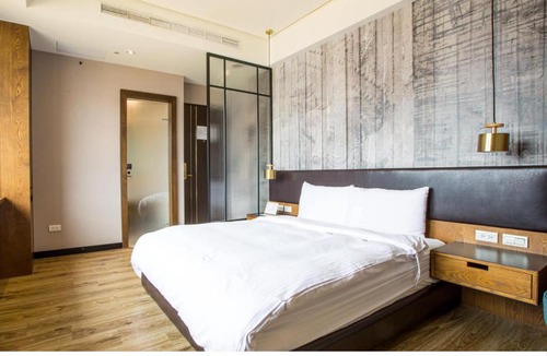 University District House | Easylazy Inn