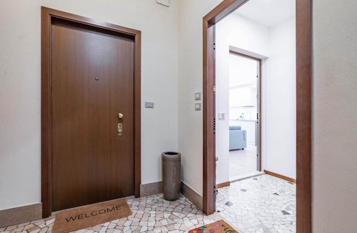 Gioia Apartment | Easylife - Appartamento di design in Centrale