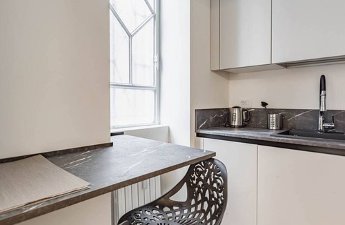 Guastalla Apartment | Easylife - Cozy hideaway in the heart of Milan's historic center