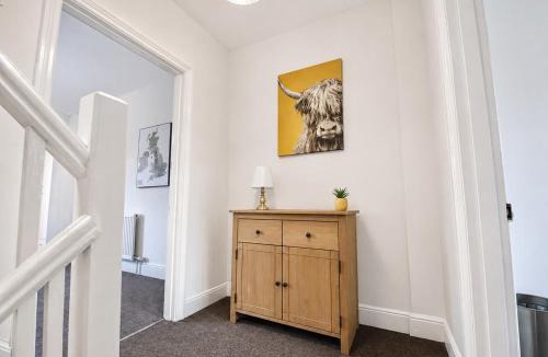 Grantham House | EasyRest House 2 Grantham - 6 Beds & Free Parking - Easy Location - Access to A1, Town Centre & Shops