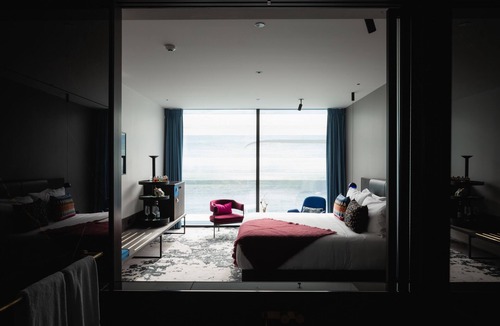 Dunedin City Centre Hotel | Ebb-Dunedin