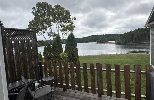 Lunenburg County House | Ebbtide Retreat