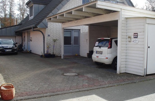 St. Peter-Ording Apartment | Ebenerdige Ferienwohnung Witt Hus mit Garten & Hund