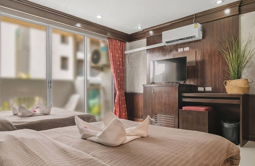 Kata Hostel | EBS Hostel Phuket, Kata Beach