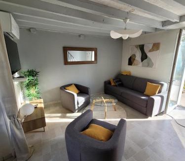 Vert-le-Grand Villa | Echappée verte avec piscine et clim proche de Paris