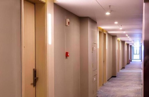 Wuhua Hotel | Echarm Hotel Kunming High-tech Zone Economic Management College