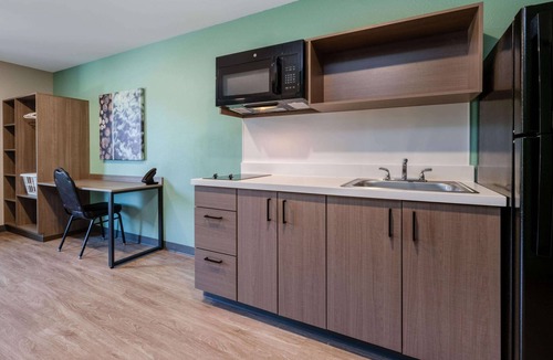 Innsbrook Hotel | ECHO Suites Extended Stay by Wyndham Richmond West
