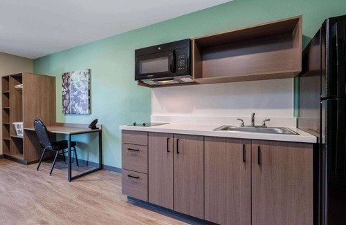 Madison Hotel | ECHO Suites Extended Stay by Wyndham Madison