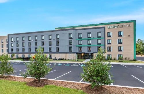 Cascades Hotel | ECHO Suites Extended Stay by Wyndham Sterling