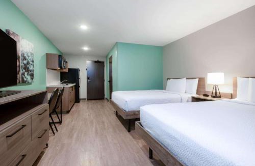 Madison Hotel | ECHO Suites Extended Stay by Wyndham Madison