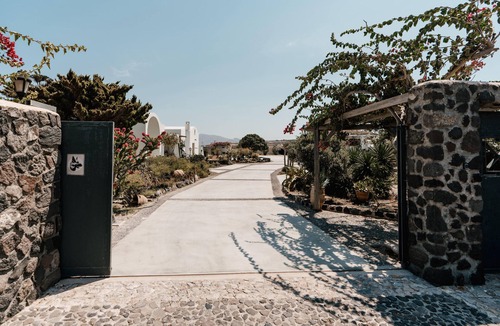 Kamari Villa | Echo Villa